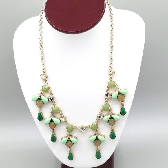 Ann Taylor Jewelry - Ann Taylor Womens Gold Tone Metal Teardrop Green Beads Bib Necklace 18 in